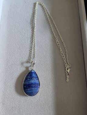 Silver Tone Teardrop Lapis Lazuli Necklace - Blue